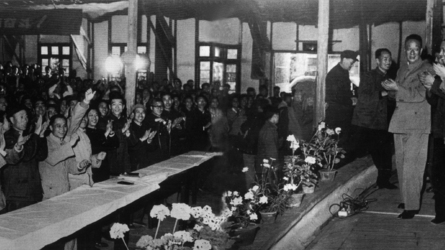 1961年5月1日，毛澤東同志視察上海電機廠